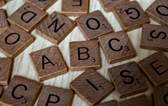 带有abcc的四字词语